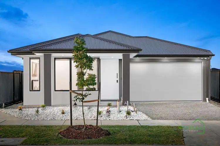 37 Mealie Avenue, Mickleham VIC 3064