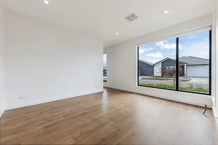 Fifth view of Homely house listing, 10 Mulholland Street, Kalkallo VIC 3064
