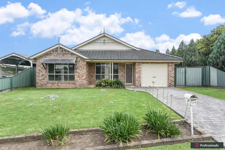 15A McIntosh Street, The Oaks NSW 2570