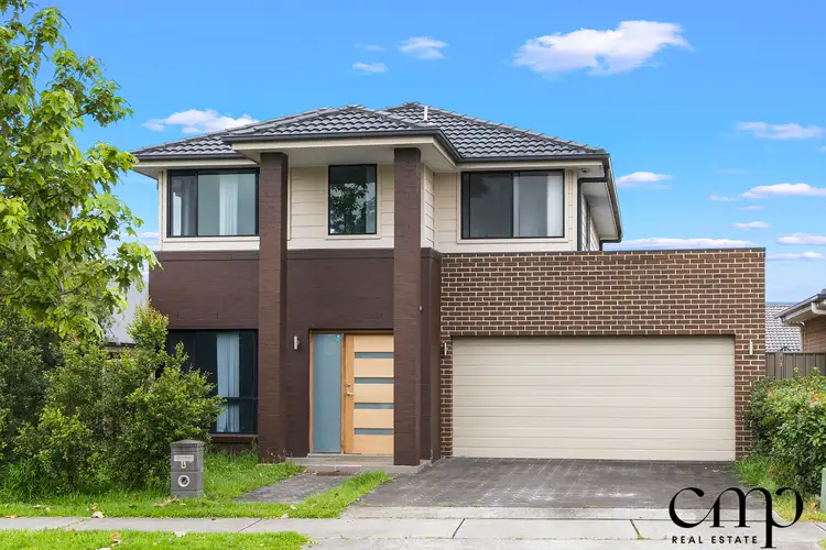 4 Alinta Promenade, Jordan Springs NSW 2747