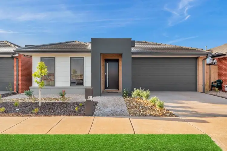41 Lynwood drive, Thornhill Park VIC 3335