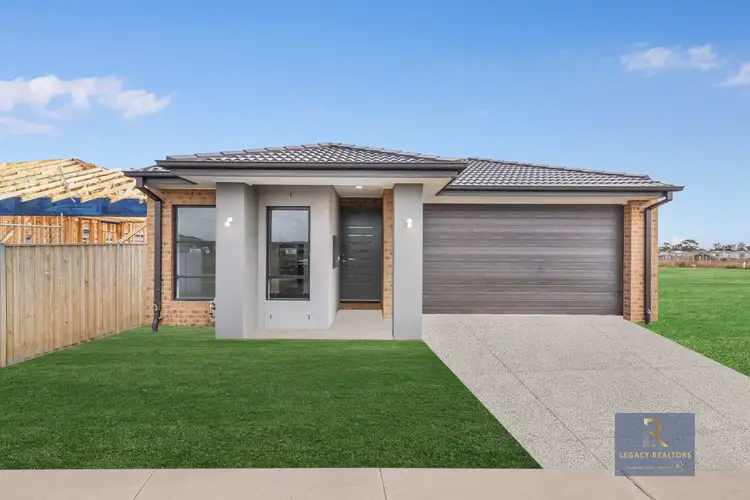 21 Cyad way, Manor Lakes VIC 3024