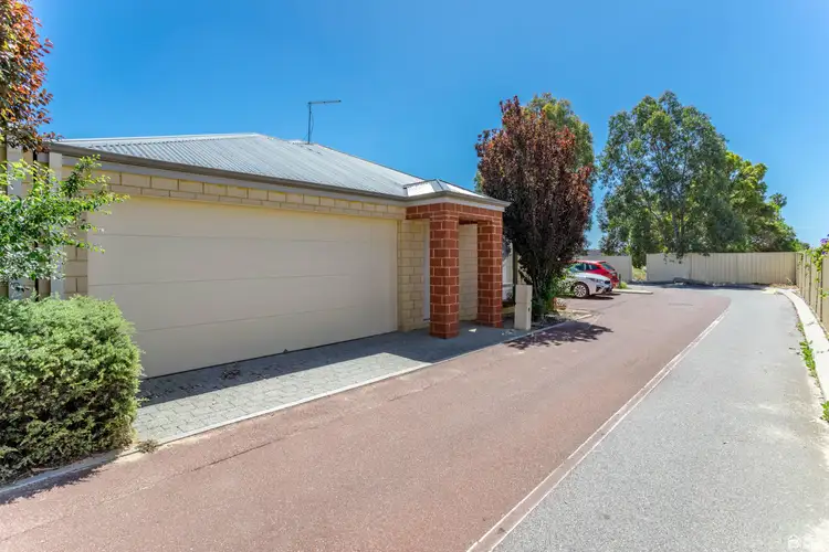 16 Yarran Street, Armadale WA 6112