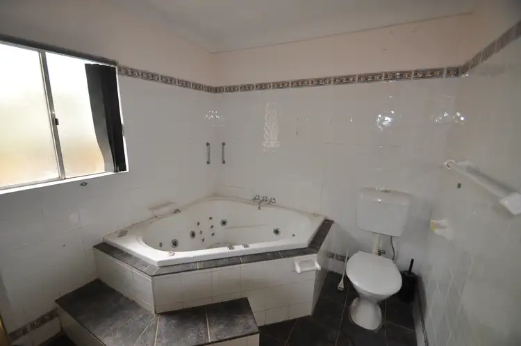 Fifth view of Homely house listing, 1 Nullamut Street, Cobar NSW 2835