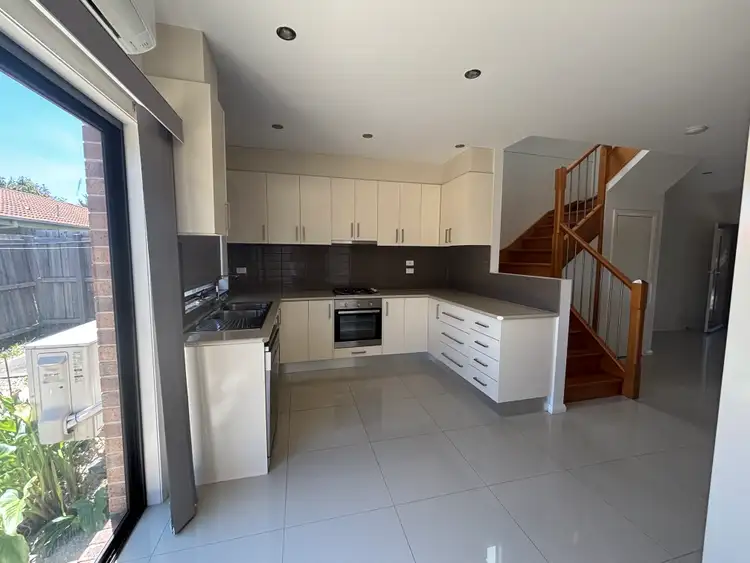 Fifth view of Homely townhouse listing, 25 Pinnaroo Circuit, Meadow Heights VIC 3048