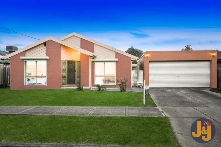 16 Woking Street, Craigieburn VIC 3064