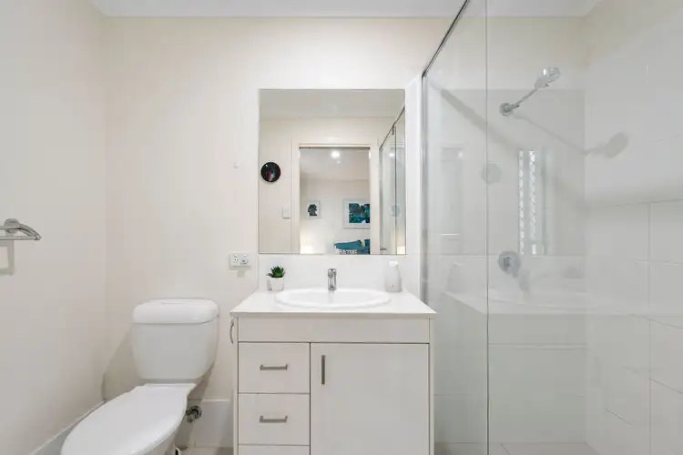 Sixth view of Homely house listing, 11A Somersby Court, Birkdale QLD 4159