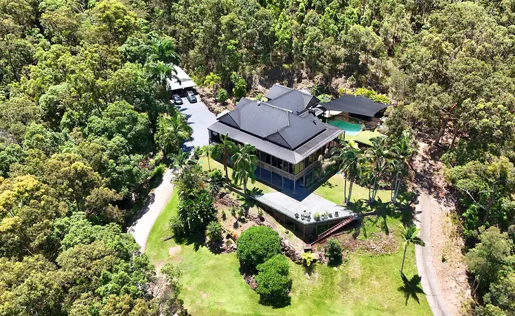 52 Parkway Drive, Advancetown QLD 4211