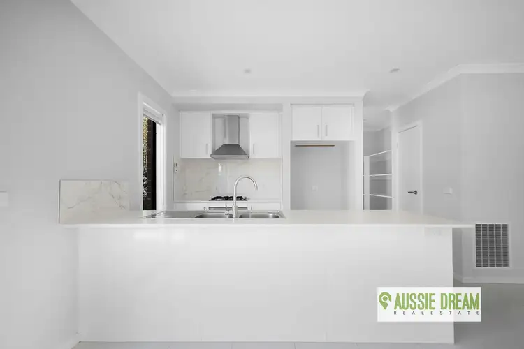 Sixth view of Homely house listing, 21 Azadi Crescent, Strathtulloh VIC 3338