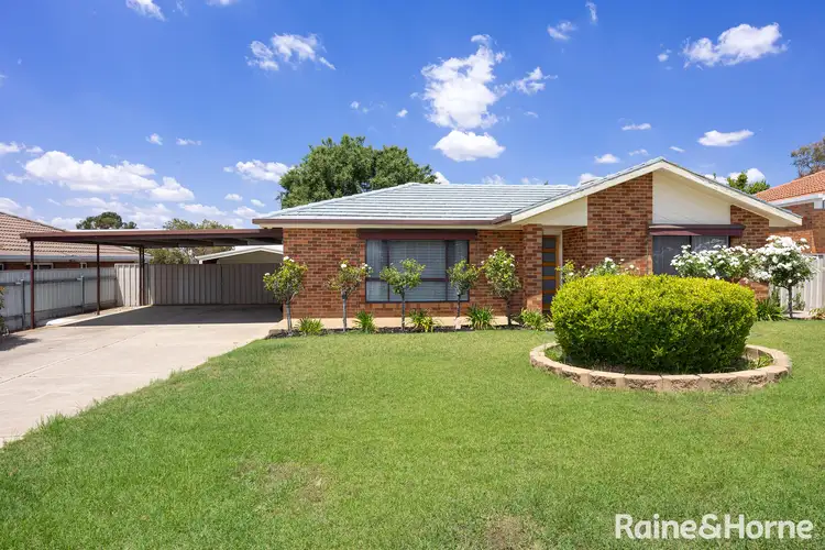 9 Avocet Drive, Estella NSW 2650