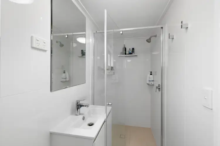 Fourth view of Homely unit listing, 6/4 Sheehan Street, Milton QLD 4064