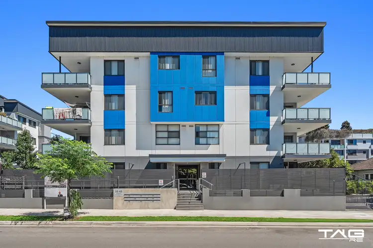 35 Toongabbie Road
