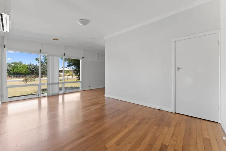 Seventh view of Homely house listing, 4/16 Griggs Way, Rockingham WA 6168