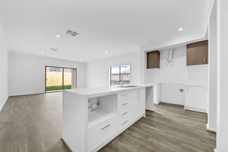 Seventh view of Homely house listing, 4 NORTHERLY DRIVE, Bonnie Brook VIC 3335