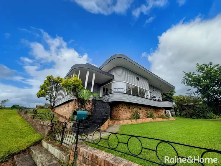 11 Highfield Road