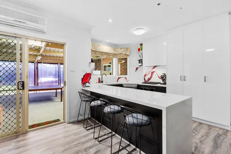 Fourth view of Homely house listing, 2 Ixia Close, Hoppers Crossing VIC 3029