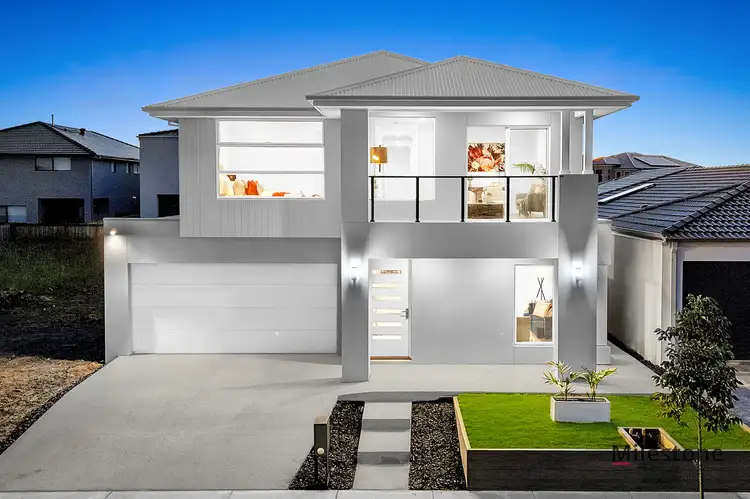 13 Spindle Street, Clyde North VIC 3978