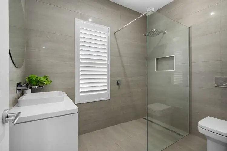 Sixth view of Homely house listing, 5 Scotia Court, Hannans WA 6430