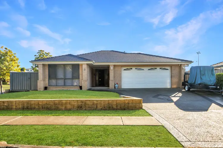6 Billabong Drive, Cameron Park NSW 2285