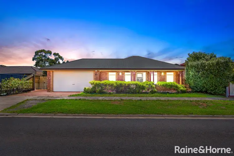 25 Galilee Boulevard, Harkness VIC 3337