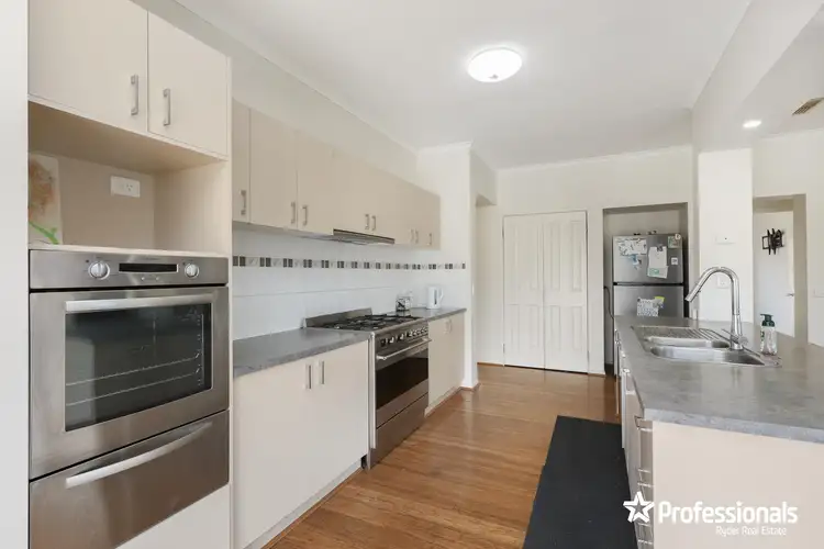 Fifth view of Homely house listing, 10 Carlyon Close, Melton West VIC 3337
