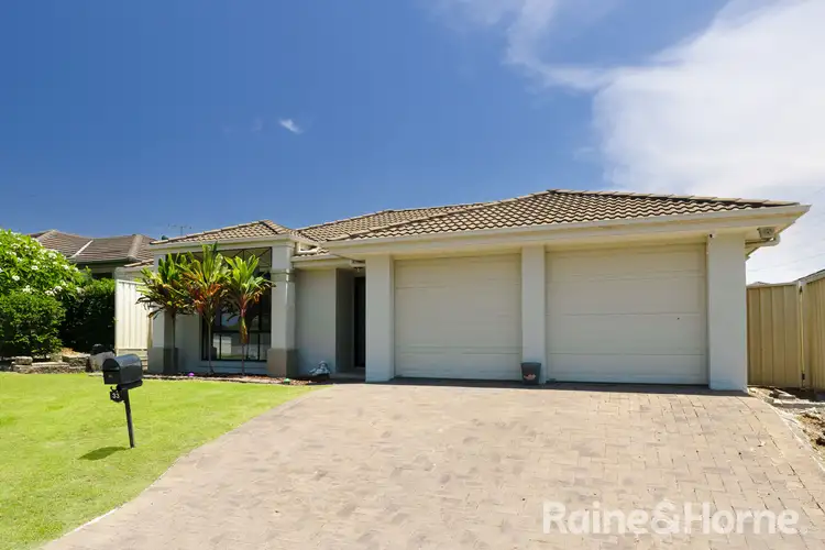 33 Dunbar Road, Cameron Park NSW 2285