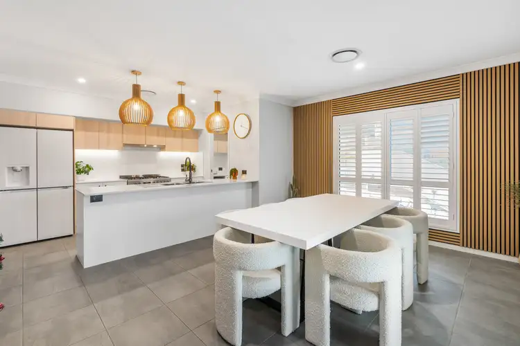 16 Erskine Street, Upper Coomera QLD 4209