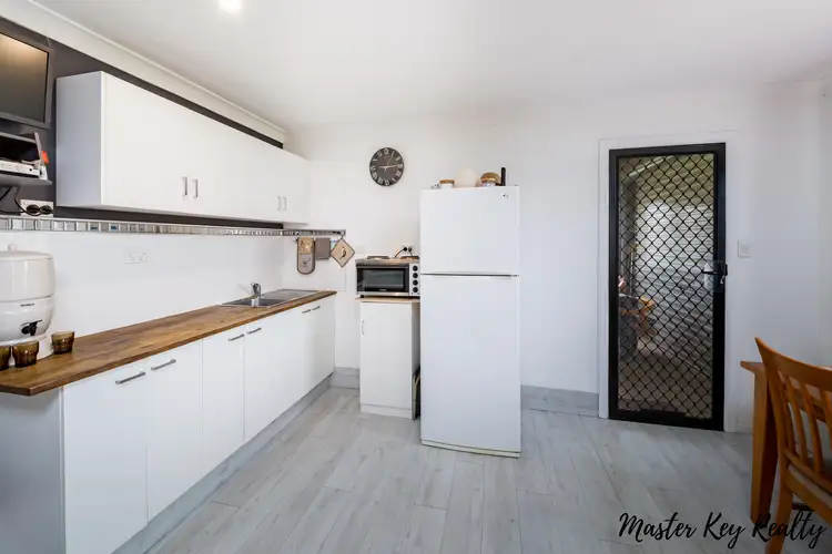 10 Ferris Road, Murgon QLD 4605