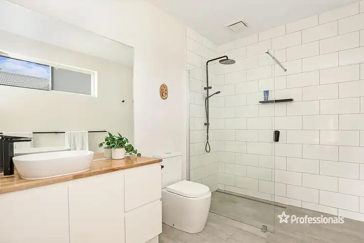 Sixth view of Homely house listing, 53 McIntyre Street, Hamilton VIC 3300