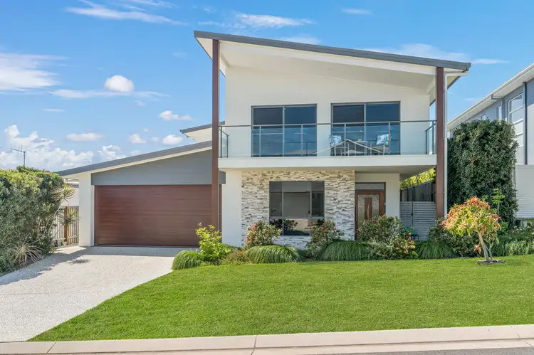 9 Waterside Way, Lake Cathie NSW 2445