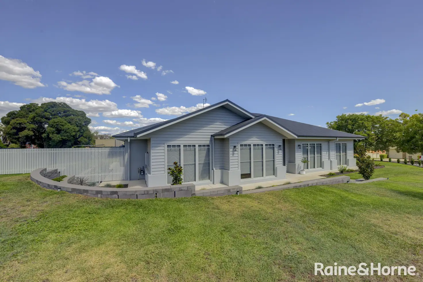 Main view of Homely house listing, 6 Overlanders Way, Tamworth NSW 2340