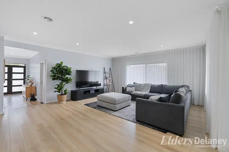 Fourth view of Homely house listing, 42 Timbertop Crescent, Drouin VIC 3818