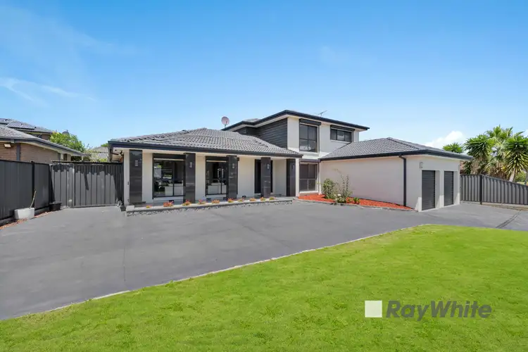 86 Thomas Mitchell Drive, Endeavour Hills VIC 3802