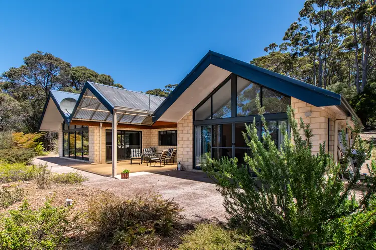 26 Henwood Street