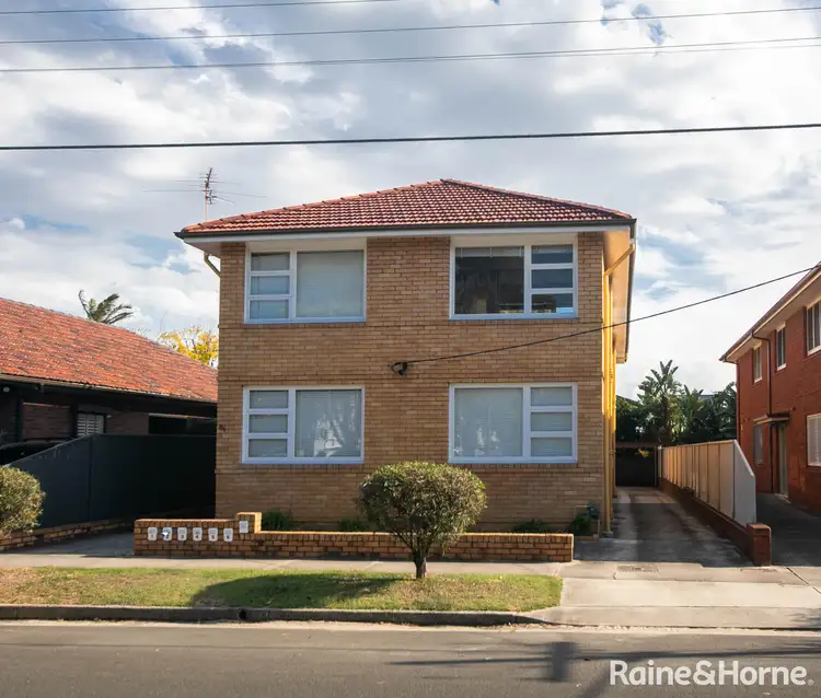 86 Oberon Street