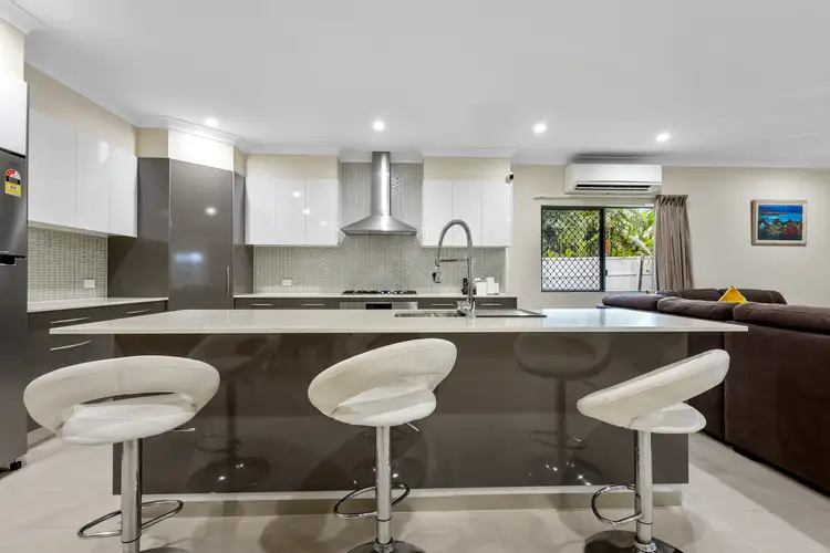8 Wandi Close, Port Douglas QLD 4877