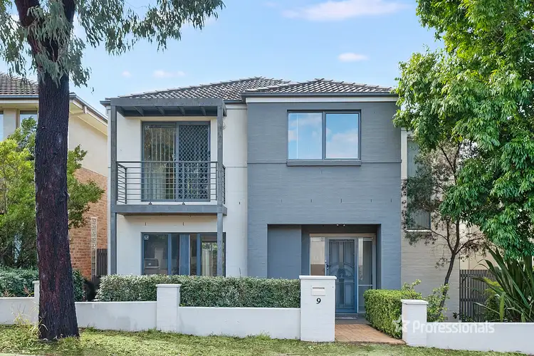 9 Helston Street, Stanhope Gardens NSW 2768