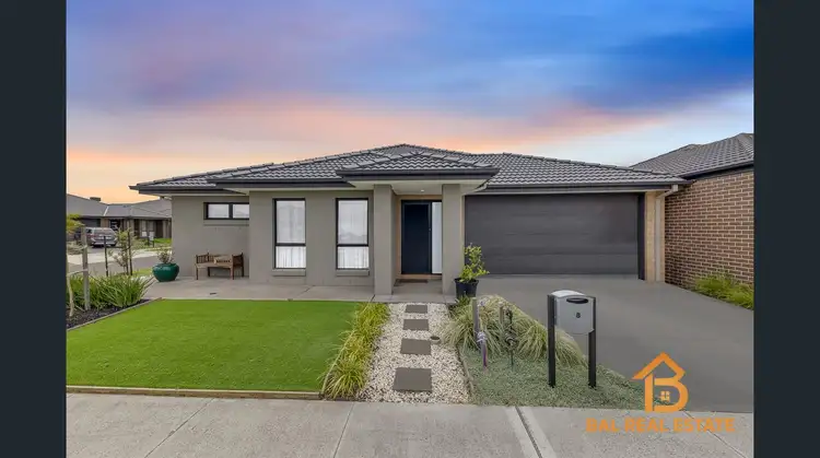 8 Blaine Circuit, Tarneit VIC 3029