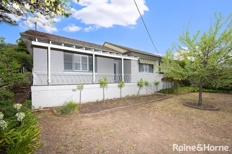 134 Lake Albert Road, Kooringal NSW 2650