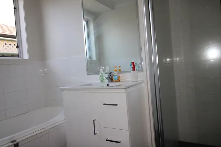 Seventh view of Homely house listing, 18 Lansdowne Drive, Dubbo NSW 2830