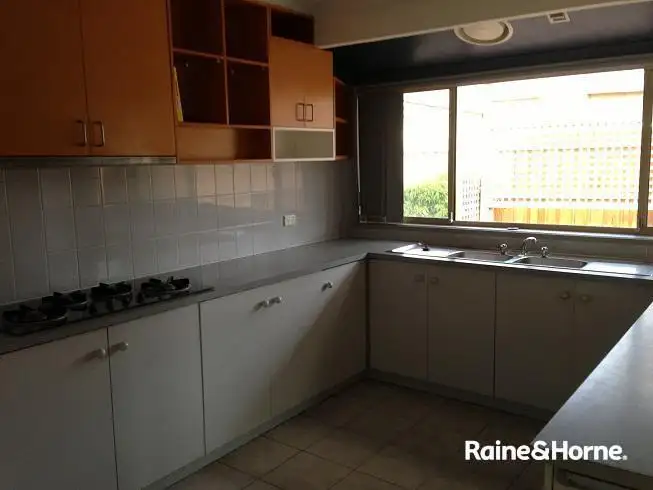 Fourth view of Homely house listing, 18 Berkeley Court, Seabrook VIC 3028
