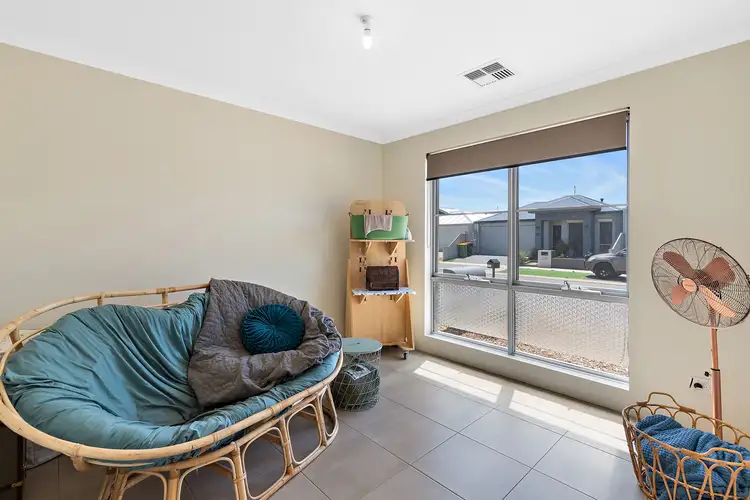 Fifth view of Homely house listing, 30 Delphinium Way, Beeliar WA 6164