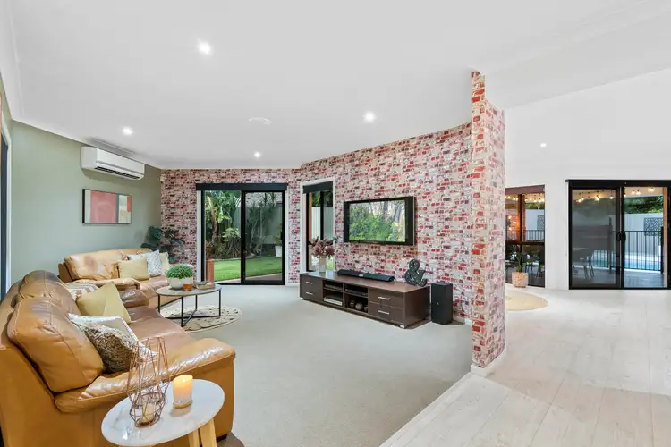Second view of Homely house listing, 4 Hopgood Close, Thornlands QLD 4164