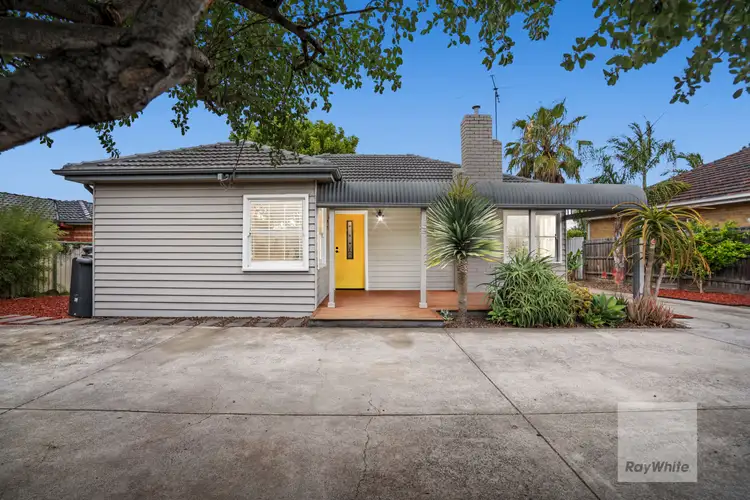 14 Military Road, Avondale Heights VIC 3034