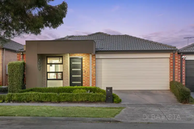 10 Turion Drive, Mickleham VIC 3064