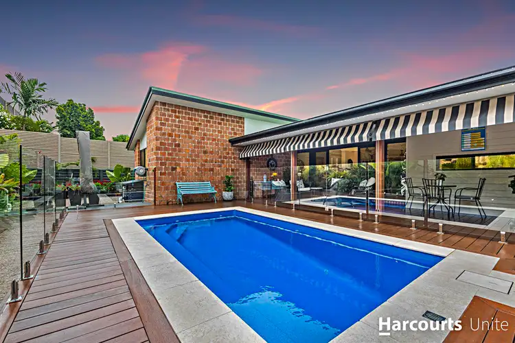 17 Fantail Crescent