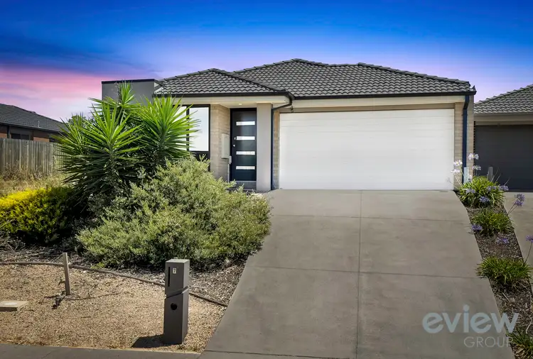 73 Burbidge Drive, Bacchus Marsh VIC 3340