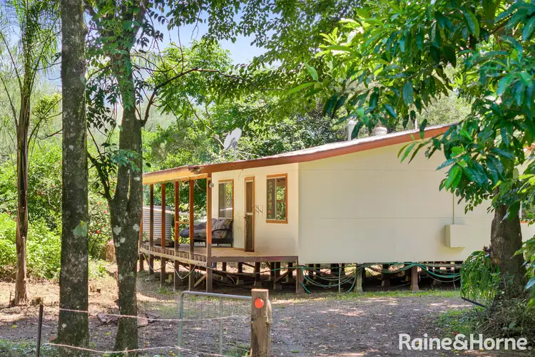 2015 Collins Creek Road, Collins Creek via