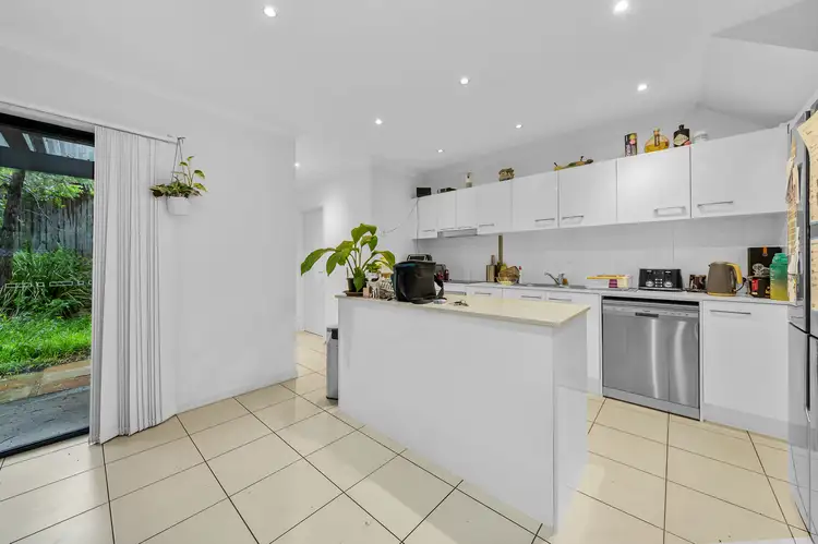 4/33 Pyrite Street, Pimpama QLD 4209