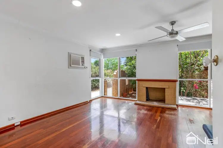 25 Kelton Way
